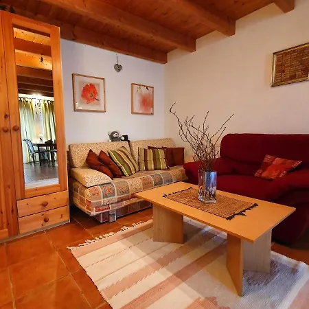 Haus Irina & Haus Anna アパート