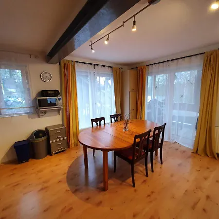 Haus Irina & Haus Anna アパート *