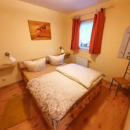 Haus Irina & Haus Anna エーレント